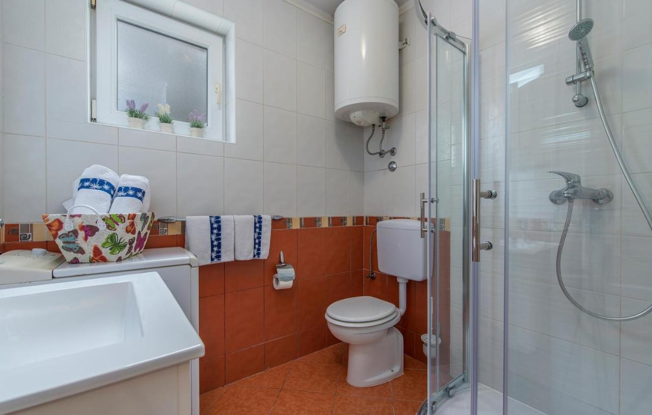 Apartment Amela ポレッチ エクステリア 写真